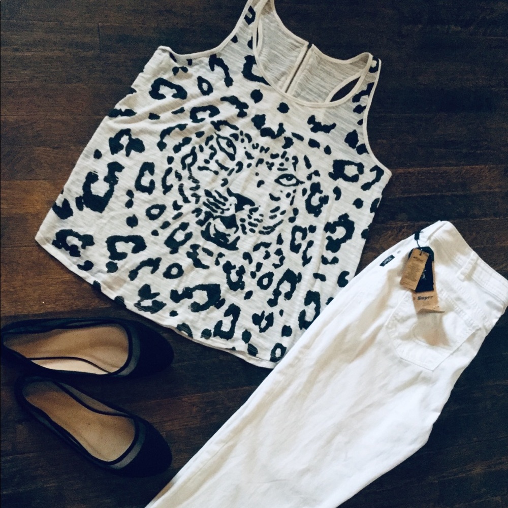 Size 1 Maurice’s tank